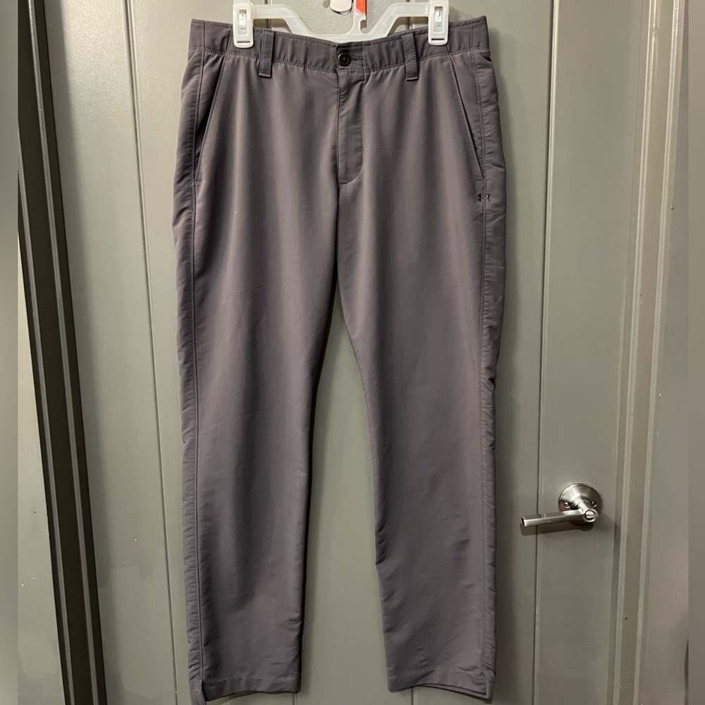 Under Armour Loose Fit Golf Pants - Size 34/32, Good Condition